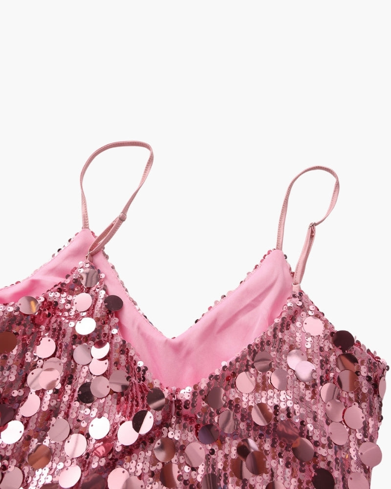 Vestido curto de festa com lantejoulas