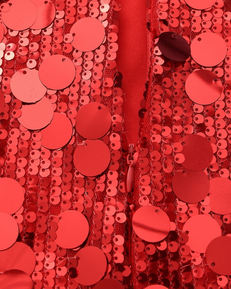 Vestido curto de festa com lantejoulas