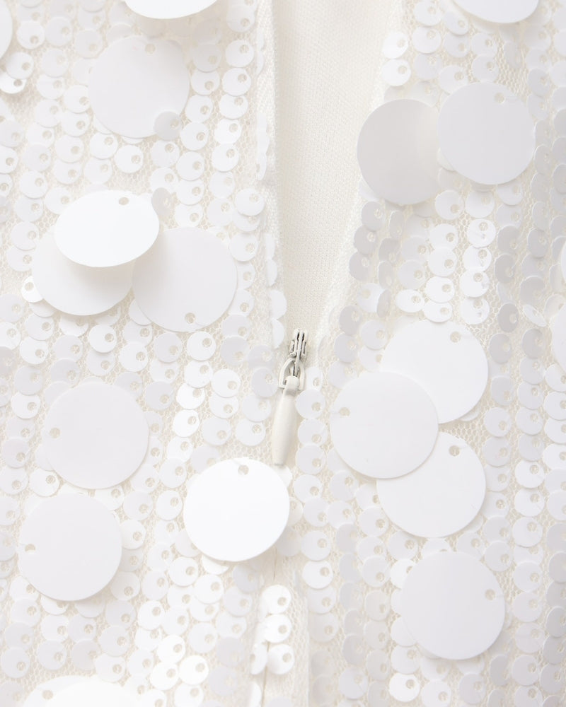 Vestido curto de festa com lantejoulas