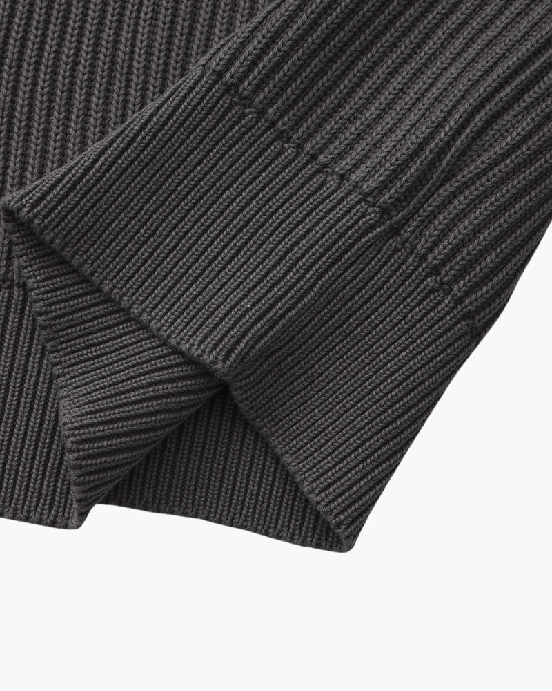 Gola redonda canelada