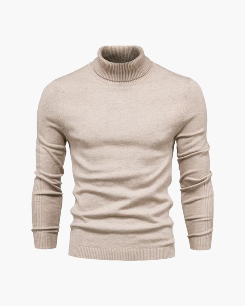 Man wearing merino wool turtleneck sweater in Beige – Sorrento, front view, soft knit texture.